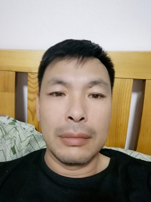 不爱当牛的第一张照片--三亚蓝颜知己交友网