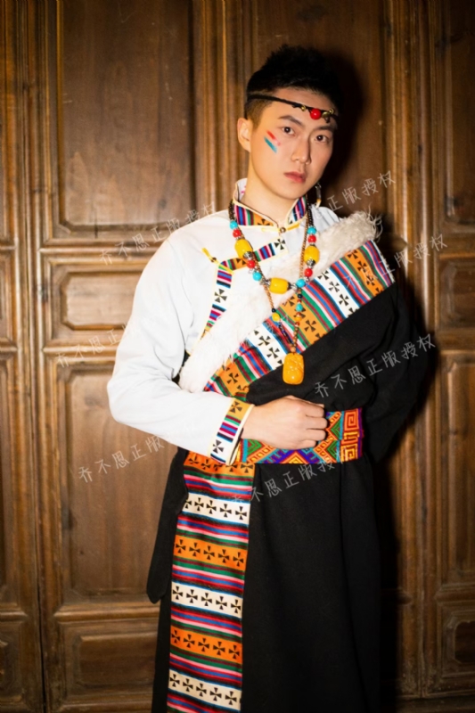 乔不思的第一张照片--三亚蓝颜知己交友网